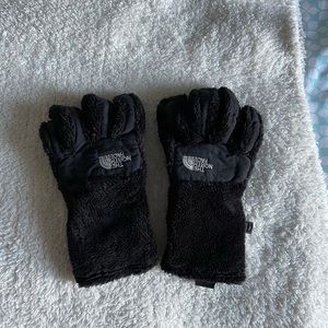 North face gloves